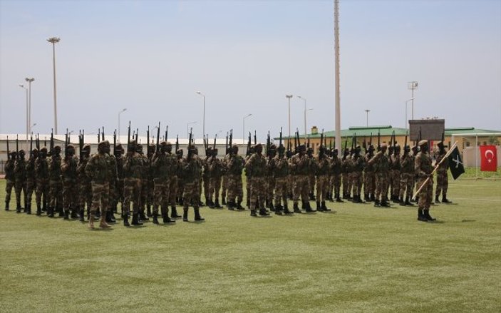 TSK'nin eğittiği 363 Somalili askerin eğitimi tamamlandı