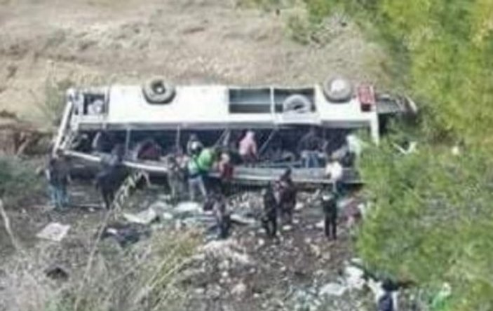 Tunus'ta otobüs kazası: 22 ölü, 21 yaralı