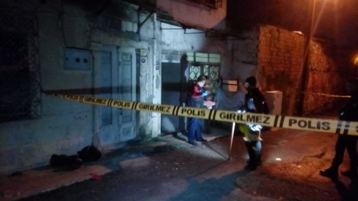 İzmir'de kiracı ev sahibini pompalı tüfekle vurdu