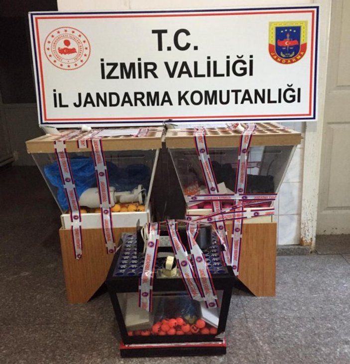 İzmir'de kumar oynatan çay ocakları denetlendi