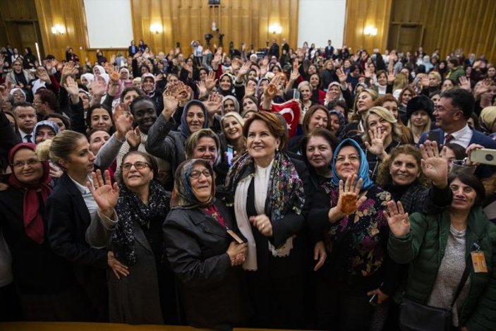 Meral Akşener'in Meclis gündeminde EYT'liler vardı