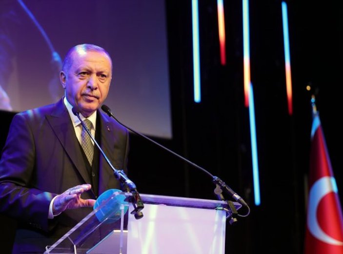 Cumhurbaşkanı Erdoğan, Londra'da Türk vatandaşlarıyla buluştu