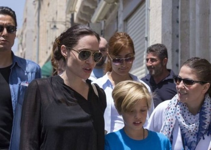 Angelina Jolie'nin kızı cinsiyet değiştiriyor
