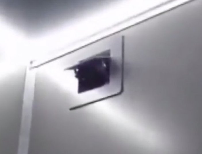 Metro istasyonlarındaki tuvaletlere kamera takıldı
