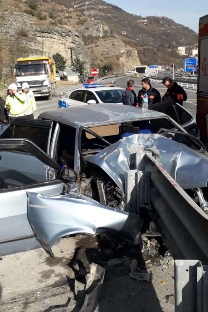 Trabzon'da trafik kazası: 1 ölü 2 yaralı