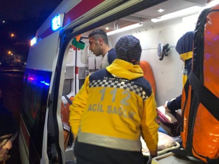 Ankara'da bir kişi döner bıçağıyla başından yaralandı