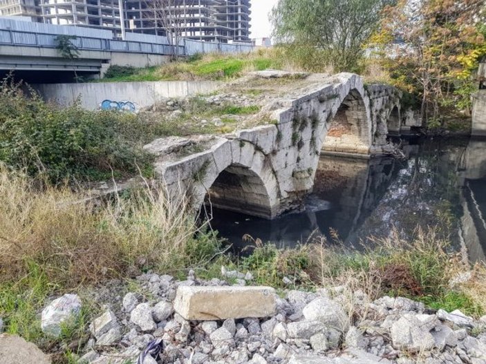 İstanbul'da onarımı bekleyen Mimar Sinan köprüleri