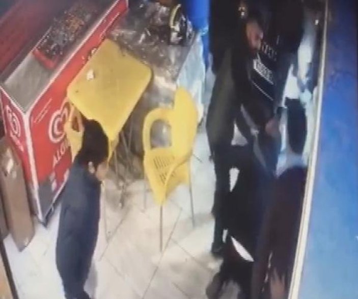 Maltepe'de bir şüpheli tekel sahibini bıçakladı
