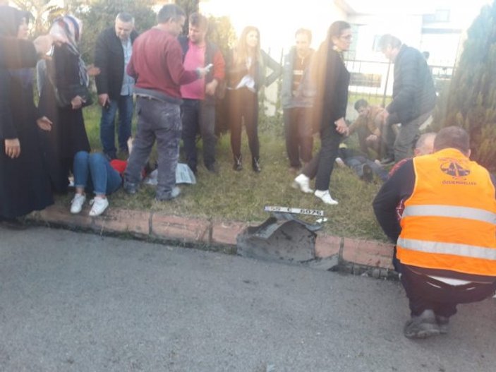 Samsun'da öğrenci servisi devrildi: 2 ölü 10 yaralı
