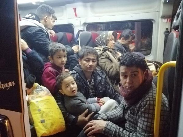 Çanakkale'de 51 göçmen yakalandı