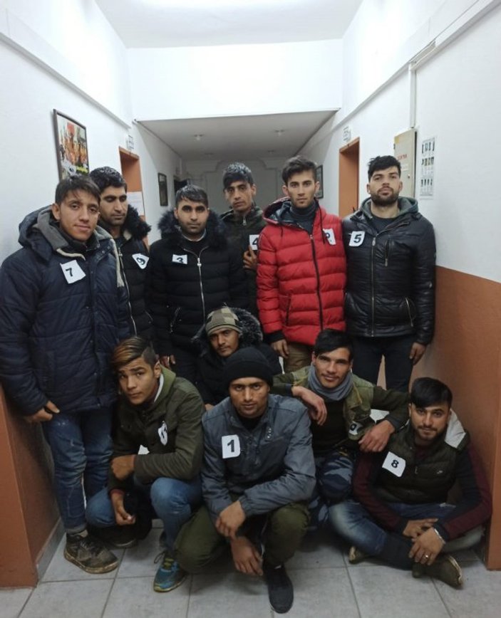 Tekirdağ'da 11 kaçak göçmen yakalandı