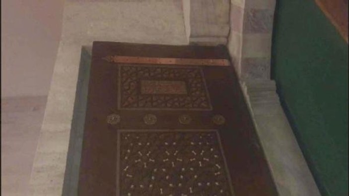 Süleymaniye Camii'ndeki ayetler yanlış takıldı
