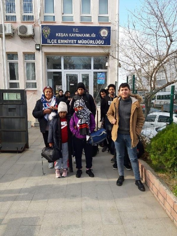 Edirne'de 29 göçmen yakalandı