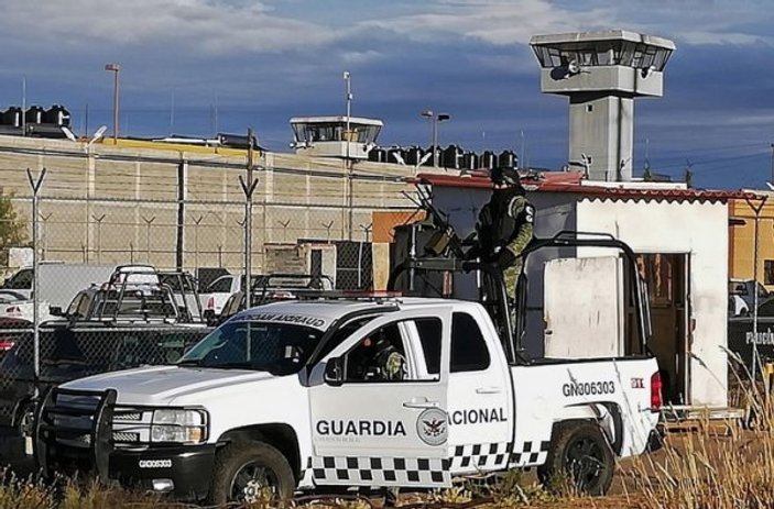 Meksika'da mahkumların kavgası: 16 ölü