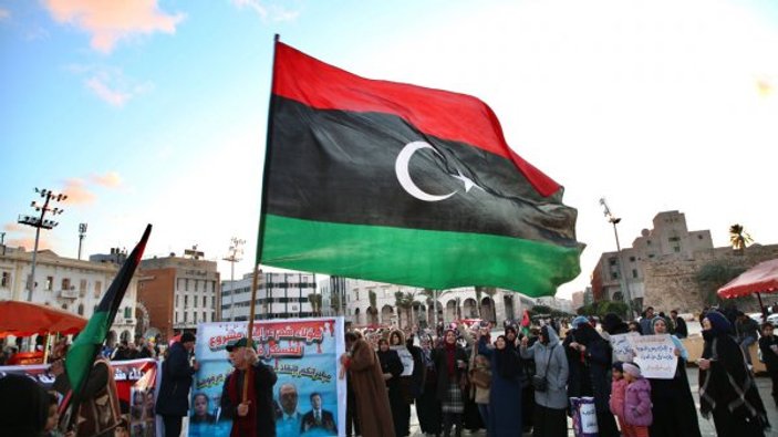 Libyalılar Türkiye'nin tezkere kararını kutladı