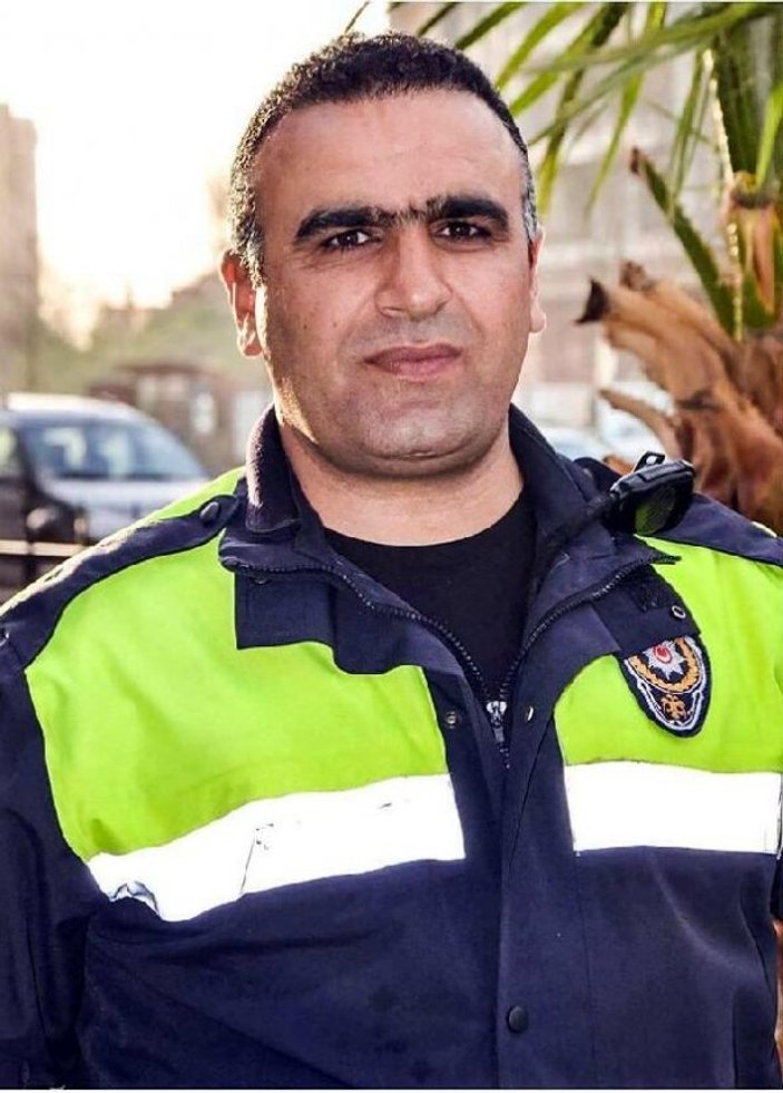 Şehit polis memuru Fethi Sekin, kabri başında anıldı