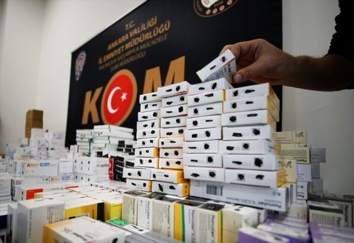 Ankara'da, PKK'ya ilaç temin eden iki şüpheli yakalandı