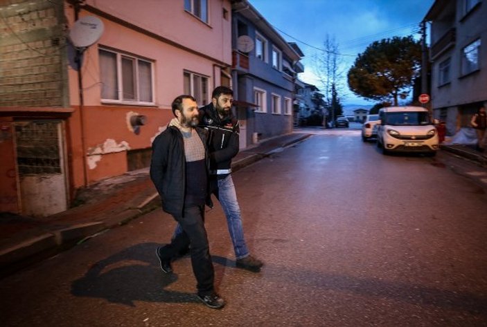 Bursa'da arama yapılan çöp evden uyuşturucu çıktı