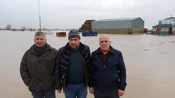 Bursa'daki Karacabey Ovası sular altında kaldı