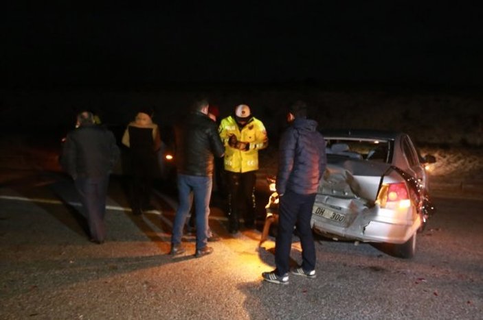 Tokat'ta buzlanma nedeniyle 8 araç birbirine girdi