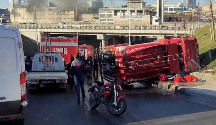 Başakşehir'de iş yerinde yangın: 1 ölü 2 yaralı