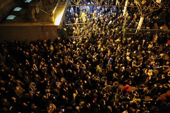 İran'da rejim karşıtı gösteri