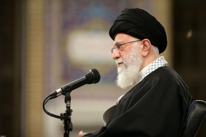 Muhalif liderden Hamaney'e: İran halkına rehber olamazsın