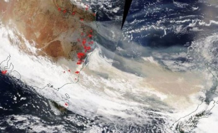NASA: Avustralya yangınlarının dumanı Dünya'ya yayılacak