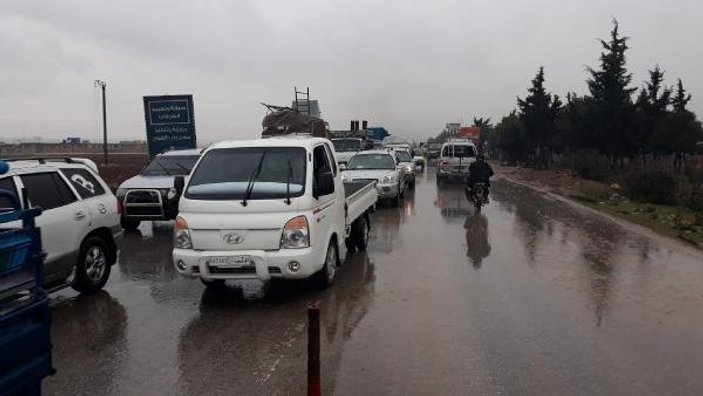 İdlib'den 27 bin kişi daha sınıra geldi