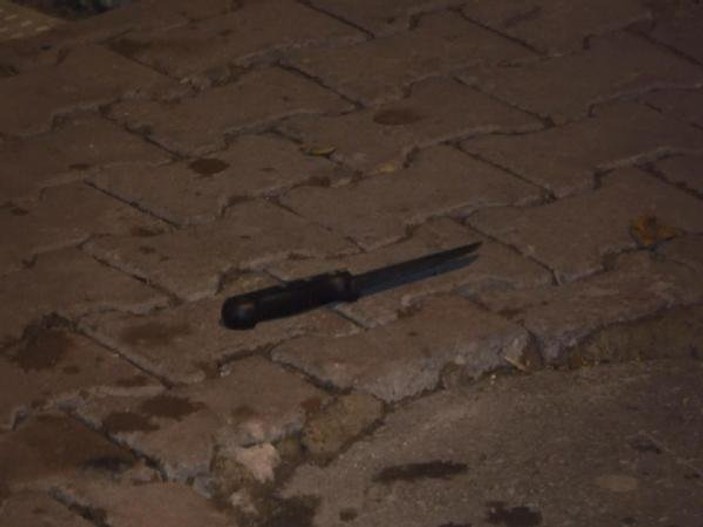 Esenyurt'ta genç kadını bıçaklayarak gasbetti