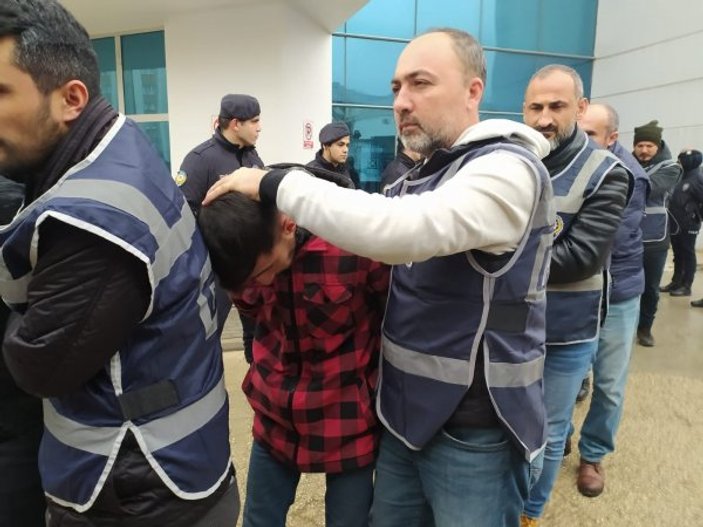 Bursa'da çalıntı araç şebekesine 16 tutuklama