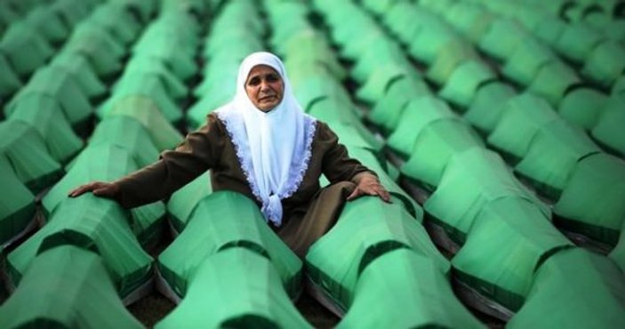 Srebrenitsalı anneler AİHM'ye başvurdu