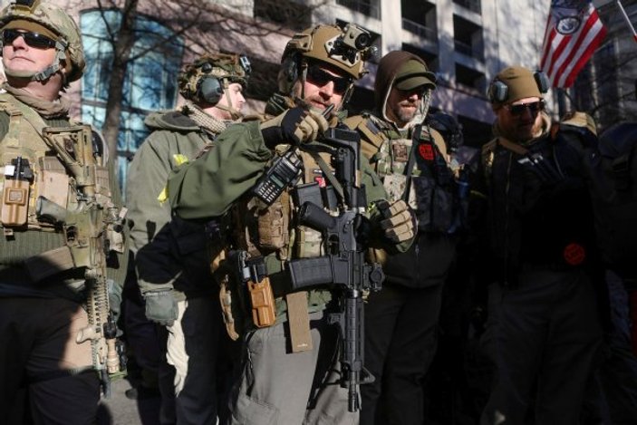 ABD'de yeni silah yasasına karşı halk sokaklarda yürüdü