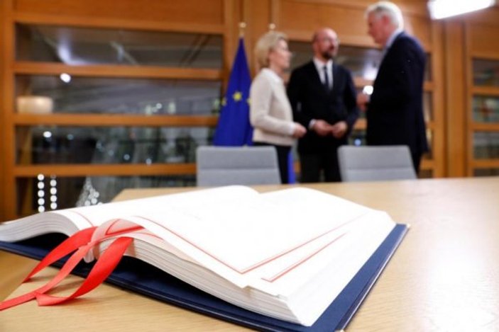 AB başkanları Brexit anlaşmasını imzaladı