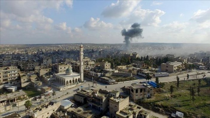 Esad rejimi İdlib'in Maarratünnuman ilçesini ele geçirdi