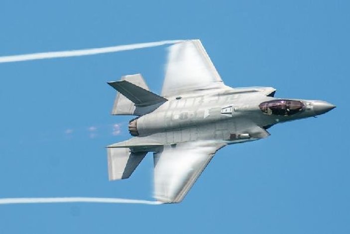 Pentagon, F35'lerin isabet oranını beğenmedi