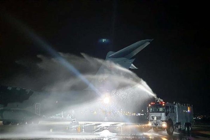 Çin'den Türkiye'ye uçakla gelenler karantinaya alındı