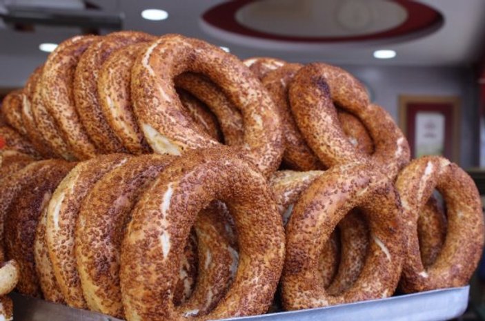 İzmir’de simit ve boyoza zam