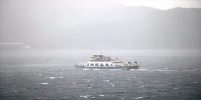 Çanakkale Boğazı transit gemi geçişine kapatıldı