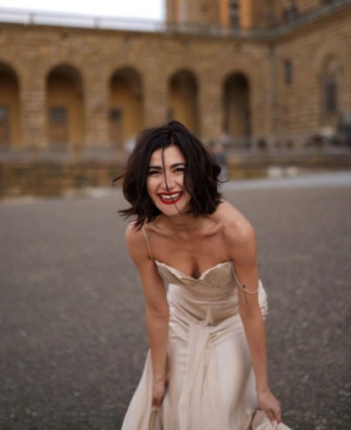 Nesrin Cavadzade: Başka aşklara savruldum