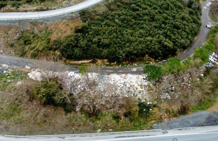 Başakşehir'de orman moloz yığınlarıyla doldu