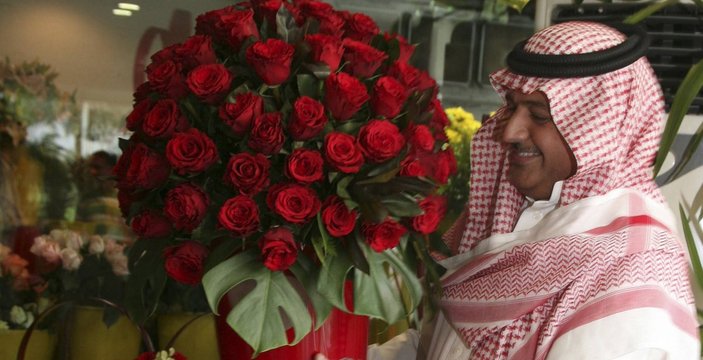 S. Arabistan'da Sevgililer Günü heyecanı