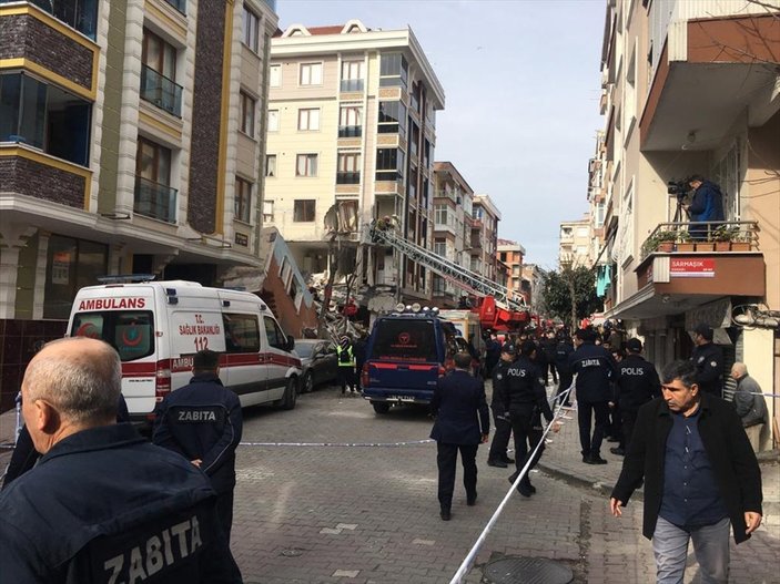 İstanbul Bahçelievler'de bina çöktü