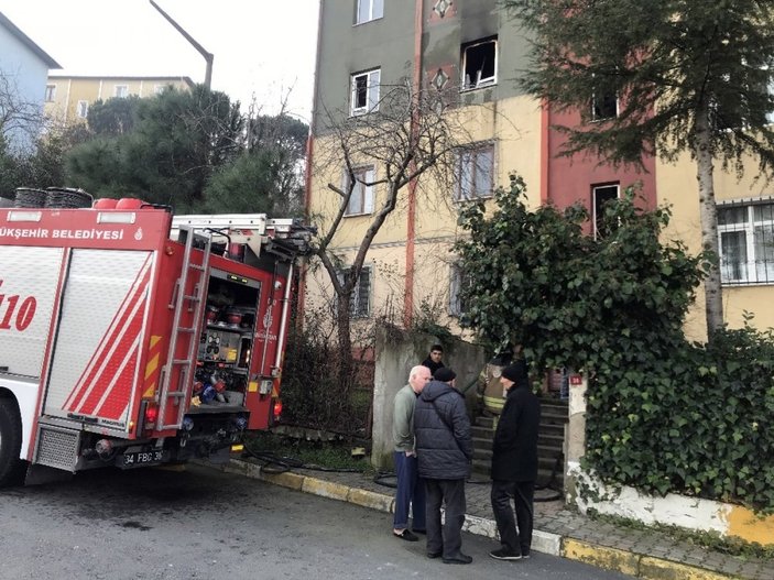 İstanbul'da çıkan yangında yaşlı adam hayatını kaybetti