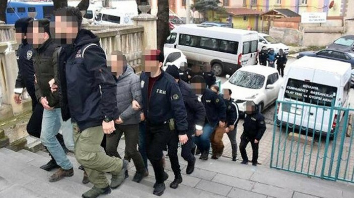 İstanbul merkezli FETÖ operasyonu: 36 gözaltı