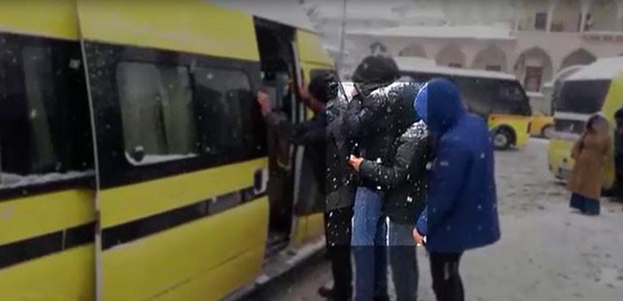 Van'da yolcu kılığına giren polisler, yankesicileri yakaladı