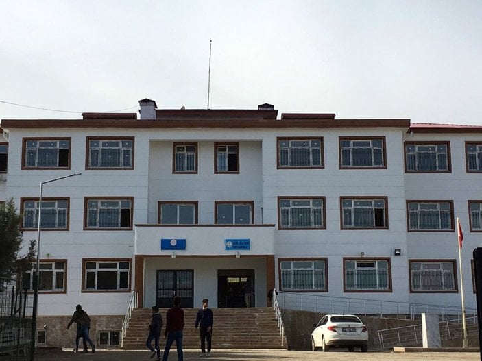Adıyaman'da zehirlenen 51 öğrenci hastaneye kaldırıldı