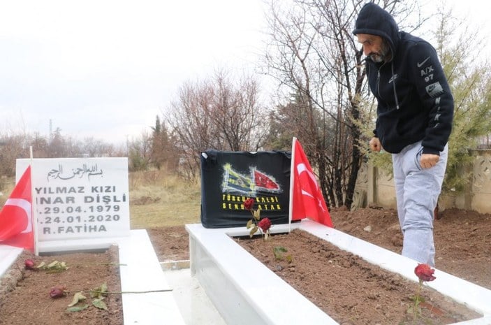 Miraç'ın babası doğum gününde mezarına gitti