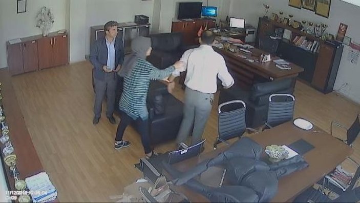 Arnavutköy'de müdür odasında öğrenciye saldırı