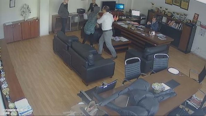 Arnavutköy'de müdür odasında öğrenciye saldırı
